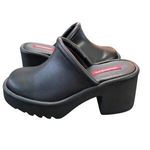 NIB UNIONBAY Amber Lug Sole Clog Sz 7 Black